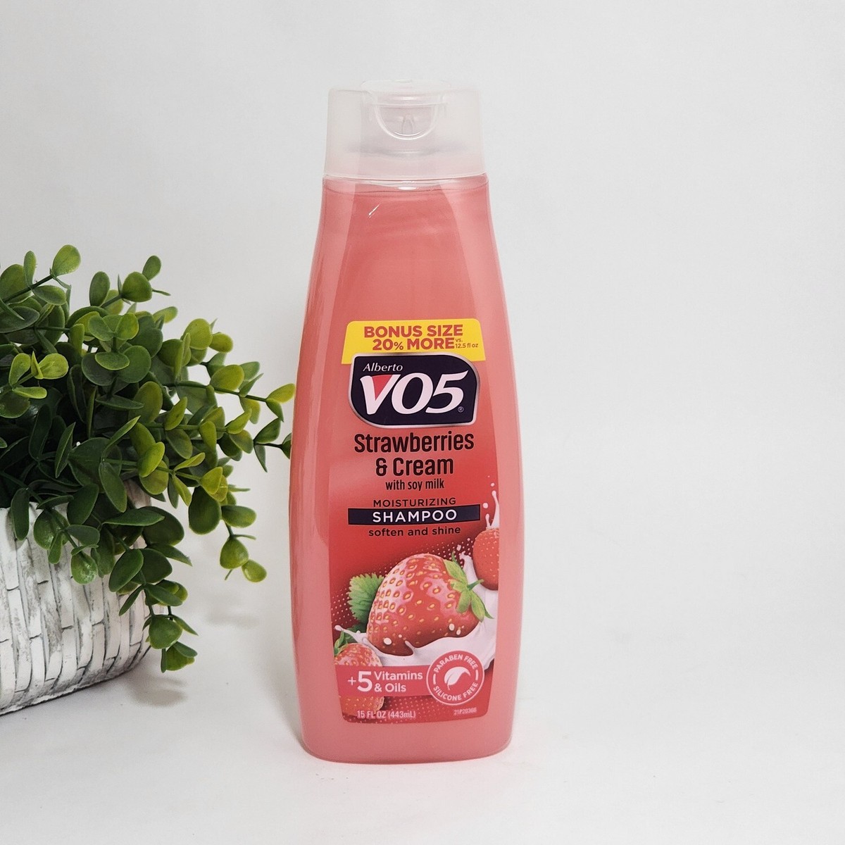 Alberto VO5 Strawberry Cream Shampoo 