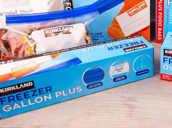 Kirkland Freezer Gallon plus 32 bags 