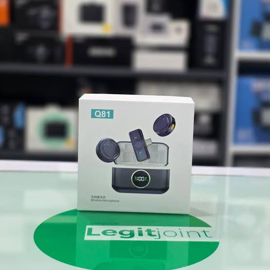 Q81 Wireless Microphone 